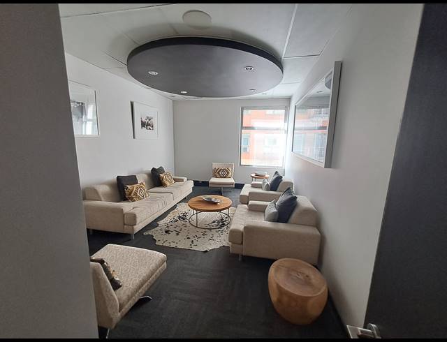 952M² OFFICE FOR SALE IN MELROSE ARCH